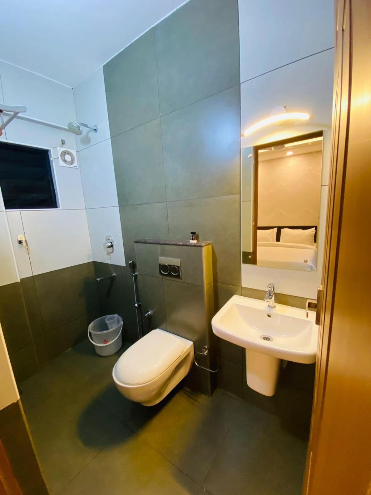 Hotel Nujoom Rooms & Apartments Kochi 外观 照片